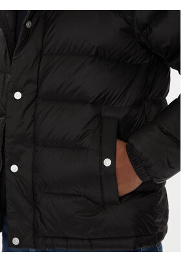 Tommy Jeans Kurtka puchowa DM0DM21937 Czarny Regular Fit. Kolor: czarny. Materiał: syntetyk