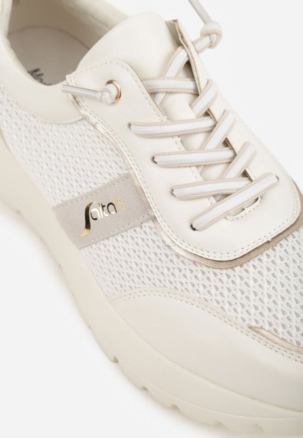 Renee - Białe Sneakersy na Platformie z Wkładką ze Skóry Naturalnej i Napisam Haidena. Okazja: na co dzień. Zapięcie: sznurówki. Kolor: biały. Materiał: skóra. Wzór: napisy. Obcas: na platformie