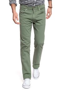 Wrangler - WRANGLER SPODNIE MĘSKIE GREENSBORO GREEN SAGE W15QSB22J. Materiał: materiał #5