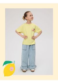 Reserved - Bawełniany t-shirt z aplikacją - jasnożółty. Kolor: żółty. Materiał: bawełna. Wzór: aplikacja #1