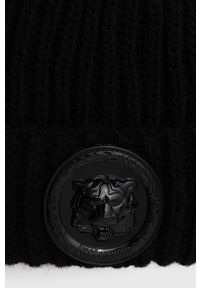 Just Cavalli czapka z domieszką wełny kolor czarny z grubej dzianiny. Kolor: czarny. Materiał: dzianina, wełna #2
