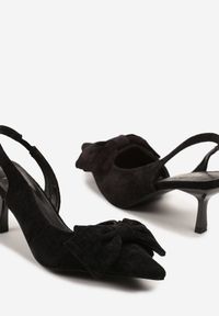 Renee - Czarne Sandały na Szpilce Slingback z Kokardą Sunaiel. Okazja: na co dzień. Kolor: czarny. Materiał: jeans. Obcas: na szpilce. Styl: casual, elegancki. Wysokość obcasa: średni #3