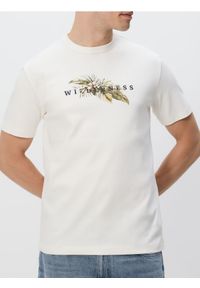 Reserved - T-shirt comfort z nadrukiem - złamana biel. Materiał: dzianina, bawełna. Wzór: nadruk
