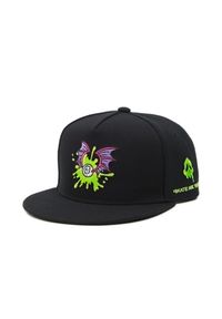 Cropp - Czapka snapback z haftem - Zielony. Kolor: zielony. Materiał: tkanina. Wzór: haft #1