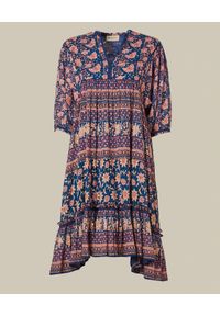 M.A.B.E - Kolorowa sukienka midi Carli. Kolor: niebieski. Materiał: bawełna, tkanina. Wzór: kolorowy. Długość: midi #2