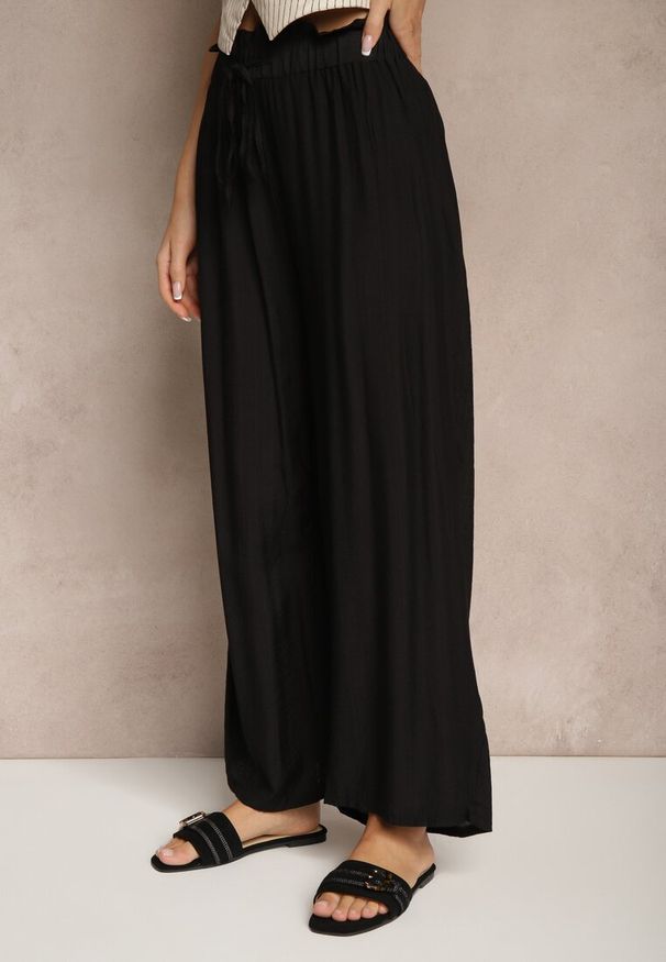 Renee - Czarne Spodnie High Waist o Szerokim Kroju z Wiązaniem Telisiela. Okazja: na co dzień. Stan: podwyższony. Kolor: czarny. Styl: klasyczny, elegancki, casual