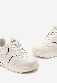 Renee - Biało-Czarne Klasyczne Sneakersy w Całości Wykonane ze Skóry Naturalnej Qubis. Okazja: na co dzień. Zapięcie: sznurówki. Kolor: biały. Materiał: skóra #3