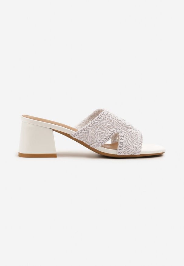 Born2be - Białe Klapki Vices na Obcasie z Plecioną Cholewką Desaviel. Okazja: na co dzień. Kolor: biały. Materiał: jeans. Obcas: na obcasie. Styl: elegancki, casual. Wysokość obcasa: średni