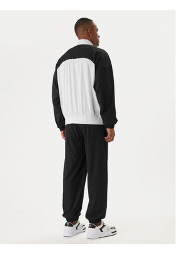 EA7 Emporio Armani Dres 7M000928 AF13137 UC001 Czarny Regular Fit. Kolor: czarny. Materiał: syntetyk