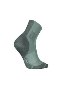 KIPRUN - Skarpetki do biegania Kiprun Run 900 średnie cienkie. Kolor: zielony. Materiał: poliamid, elastan. Wzór: ze splotem. Sport: bieganie #2