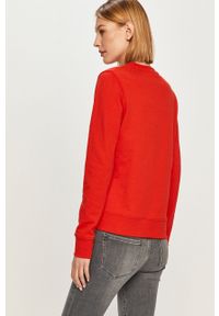 Calvin Klein - Bluza bawełniana. Okazja: na co dzień. Typ kołnierza: bez kaptura. Kolor: czerwony. Materiał: bawełna. Wzór: nadruk. Styl: casual #2