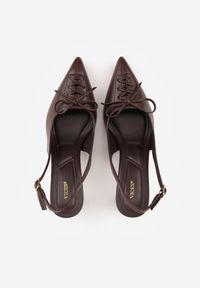 Renee - Brązowe Szpilki Slingback VICES Zdobione Gorsetowym Wiązaniem z Kokardą Azimuna. Okazja: na co dzień. Kolor: brązowy. Materiał: jeans, koronka. Wzór: aplikacja. Obcas: na szpilce. Styl: casual, elegancki #9