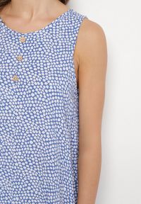 Born2be - Niebieska Bawełniana Rozkloszowana Sukienka Ozdobiona Kwiatami i Guzikami Lisavella. Okazja: na spacer, na co dzień. Kolor: niebieski. Materiał: bawełna. Wzór: kwiaty, aplikacja. Sezon: lato. Styl: elegancki, casual, klasyczny #4