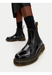 Dr. Martens Sztyblety 2976 Patent Lamper 25278001 Czarny. Kolor: czarny. Materiał: lakier, skóra
