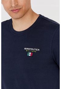 Aeronautica Militare - AERONAUTICA MILITARE Granatowy t-shirt męski. Kolor: niebieski. Długość rękawa: krótki rękaw. Długość: krótkie. Wzór: aplikacja, haft #3