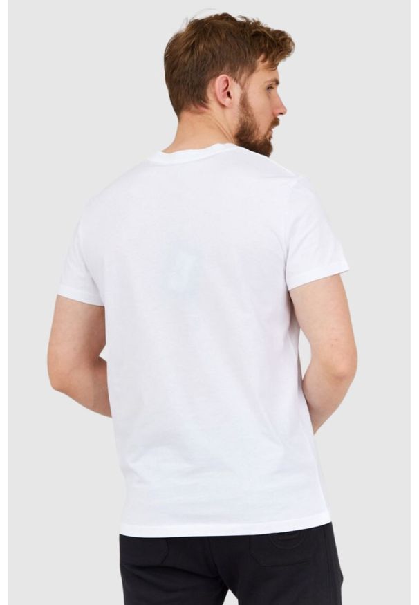 Balmain - BALMAIN Biały t-shirt męski z małym aksamitnym logo. Kolor: biały