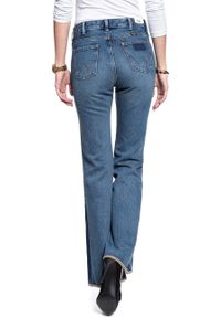 Wrangler - WRANGLER RETRO FLARE BURNING GIRL W240GF11X 112127916. Styl: retro