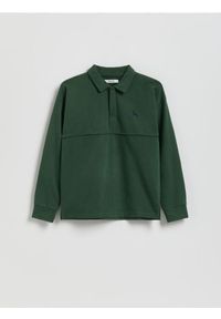 Reserved - Bawełniany longsleeve polo - ciemnozielony. Typ kołnierza: polo. Kolor: zielony. Materiał: bawełna. Długość rękawa: długi rękaw #1