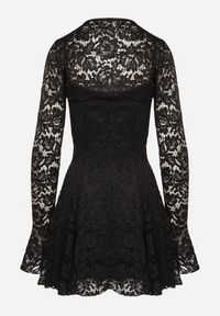 Born2be - Czarna Rozkloszowane Sukienka Koktajlowa z Koronką i Bolerkiem Eyrfedi. Okazja: na urodziny, na imprezę. Kolor: czarny. Materiał: koronka. Długość rękawa: na ramiączkach. Wzór: koronka. Typ sukienki: rozkloszowane. Styl: wizytowy #4