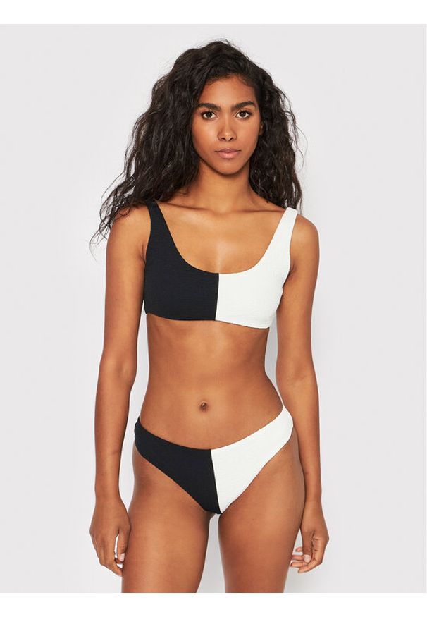 Dół od bikini Undress Code. Kolor: czarny. Materiał: syntetyk