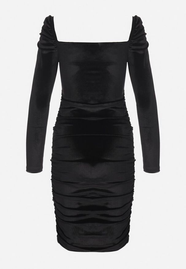 Born2be - Czarna Dopasowana Welurowa Sukienka Ozdobiona Marszczeniem Sopaliae. Kolor: czarny. Materiał: welur. Długość rękawa: długi rękaw. Wzór: aplikacja. Styl: klasyczny