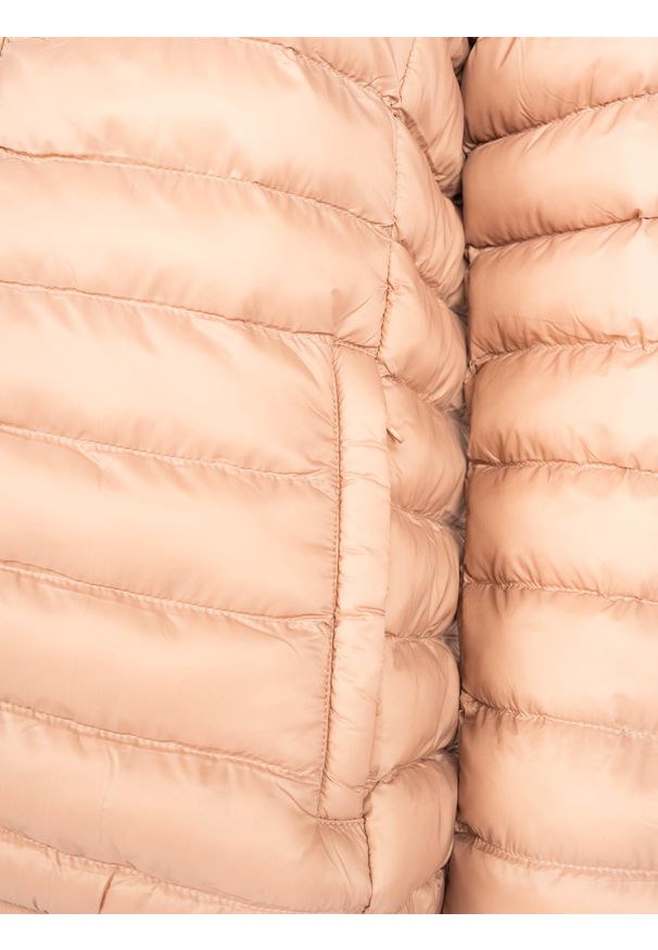 Invicta Kurtka "Down Jacket" | 4431449 | Kobieta | Cielisty, Różowy. Okazja: na co dzień. Typ kołnierza: kaptur. Kolor: różowy. Materiał: poliamid. Wzór: aplikacja. Styl: casual