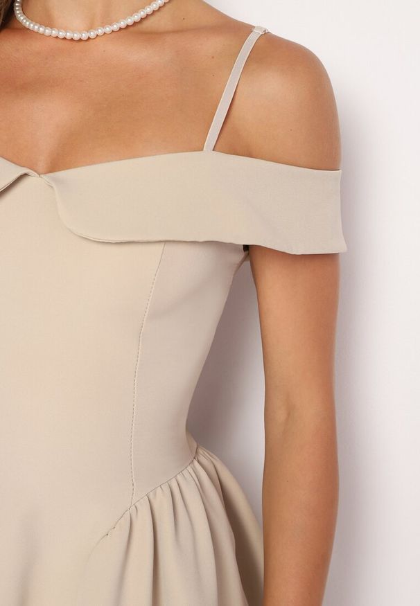 Born2be - Beżowa Rozkloszowana Sukienka na Ramiączkach z Usztywnianymi Miseczkami Mivinae. Okazja: na ślub cywilny, na co dzień, na wesele. Kolor: beżowy. Materiał: tkanina, jeans. Długość rękawa: na ramiączkach. Sezon: lato. Typ sukienki: rozkloszowane. Styl: casual, wizytowy