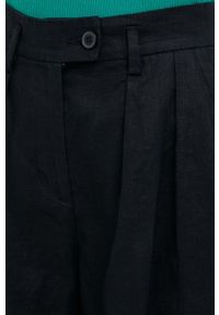 Sisley szorty lniane kolor czarny gładkie high waist. Stan: podwyższony. Kolor: czarny. Materiał: len. Wzór: gładki #4