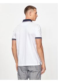Pierre Cardin Polo C5 21284.2034 Biały Regular Fit. Typ kołnierza: polo. Kolor: biały. Materiał: bawełna