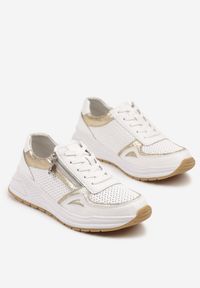 Born2be - Białe Sneakersy ze Skóry Naturalnej Zdobione Perforacją i Suwakiem Amivessa. Okazja: na co dzień. Kolor: biały. Materiał: skóra. Wzór: aplikacja