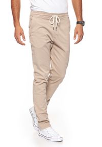 Wrangler - WRANGLER SPODNIE MĘSKIE DRAWSTRING CHINO CAMEL WASHED W16DP749J $. Materiał: materiał #4