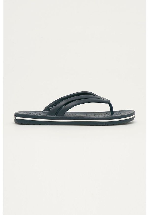 Crocs - Japonki. Kolor: niebieski. Materiał: materiał. Wzór: gładki. Obcas: na obcasie. Wysokość obcasa: niski