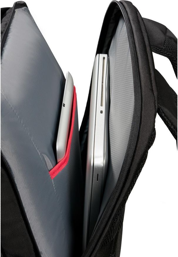 Plecak Samsonite 155197 1041 17.3'' Guardit 3.0 czarny. Kolor: czarny. Materiał: materiał, tkanina. Styl: biznesowy, klasyczny, casual