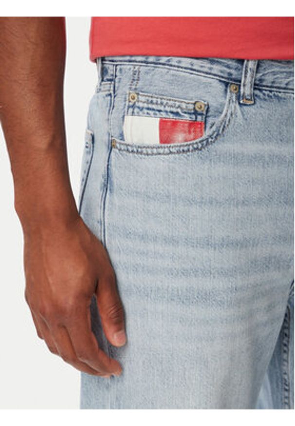Tommy Jeans Jeansy Otis DM0DM23654 Niebieski jasny Regular Fit. Kolor: niebieski