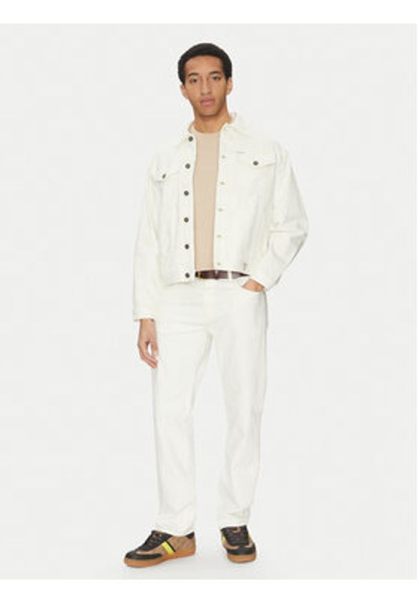 Guess Jeans Jeansy M5GA1B D5OC1 Beżowy Straight Fit. Kolor: beżowy