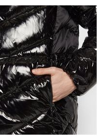 Calvin Klein Jeans Kurtka puchowa Diagonal J20J219827 Czarny Regular Fit. Kolor: czarny. Materiał: puch, syntetyk #3