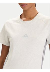 Adidas - adidas T-Shirt Holiday 3-Stripes JM1880 Beżowy Slim Fit. Kolor: beżowy. Materiał: bawełna #4