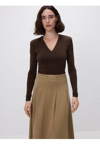 Reserved - Body z długim rękawem - ciemnobrązowy. Kolor: brązowy. Materiał: dzianina. Długość rękawa: długi rękaw. Długość: długie