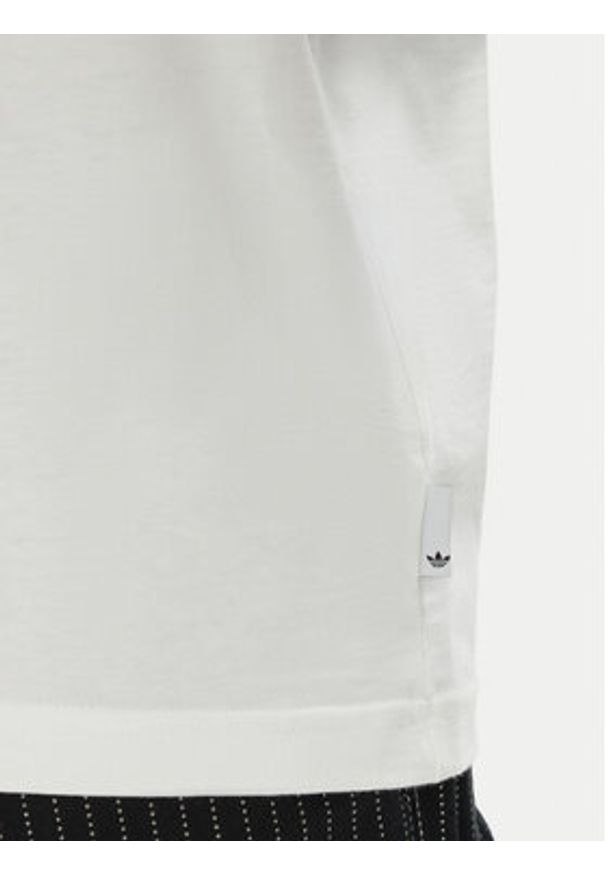 Adidas - adidas T-Shirt Trefoil Series JW2975 Biały Loose Fit. Kolor: biały. Materiał: bawełna