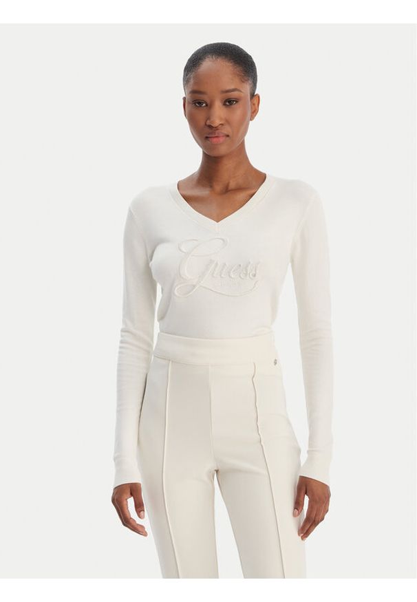 Guess Sweter W6RR50 Z2NQ2 Écru Regular Fit. Materiał: wiskoza