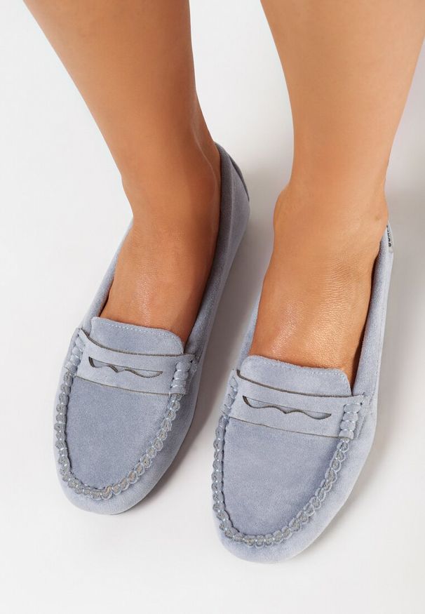 Born2be - Jasnoniebieskie Mokasyny z Imitacji Zamszu na Płaskiej Podeszwie Sallevia. Kolor: niebieski. Materiał: zamsz. Obcas: na płaskiej podeszwie. Styl: elegancki