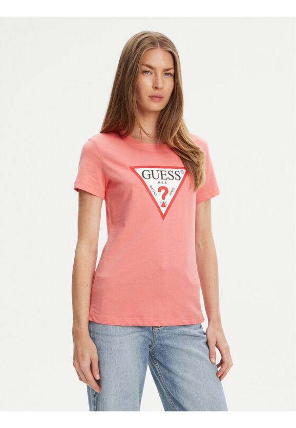 Guess T-Shirt W1YI1B I3Z14 Koralowy Regular Fit. Kolor: pomarańczowy. Materiał: bawełna