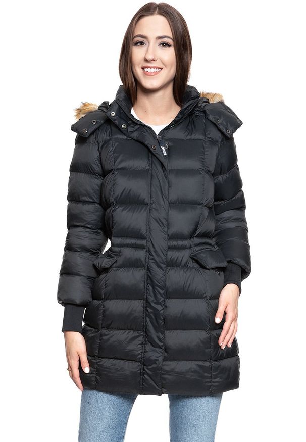 Mustang - DAMSKA KURTKA ZIMOWA MUSTANG Heidi H Longparka CAVIAR 1008260 4132. Materiał: tkanina, poliamid, futro, wełna, jeans, guma. Długość: krótkie. Wzór: aplikacja. Sezon: zima. Styl: retro, elegancki