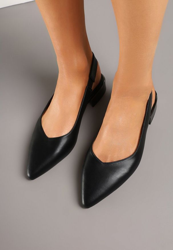Born2be - Czarne Skórzane Sandały Bez Pięty Lirathe. Okazja: na co dzień. Kolor: czarny. Materiał: skóra. Styl: elegancki, casual
