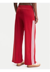 Adidas - adidas Spodnie dresowe House Of Tiro KD4298 Czerwony Wide Leg. Kolor: czerwony. Materiał: bawełna #3