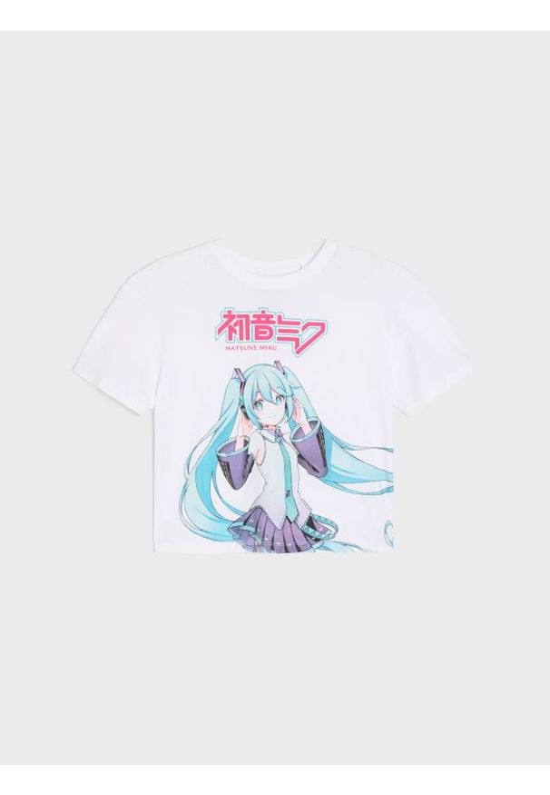 Sinsay - Bawełniana koszulka z krótkim rękawem Hatsune Miku - biały. Kolor: biały. Materiał: bawełna. Długość rękawa: krótki rękaw. Długość: krótkie