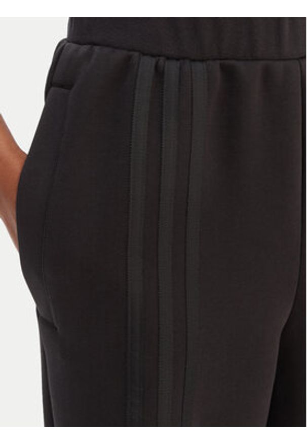 Adidas - adidas Spodnie dresowe Off Placed 3-Stripes JX2733 Czarny Wide Leg. Kolor: czarny. Materiał: bawełna, syntetyk