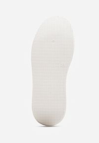 Born2be - Białe Sneakersy Vices z Grubą Podeszwą i Kwiatową Ażurową Cholewką Ardisov. Okazja: na co dzień. Kolor: biały. Materiał: jeans. Szerokość cholewki: normalna. Wzór: kwiaty, ażurowy #6
