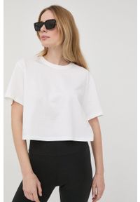 Ugg - UGG t-shirt bawełniany kolor biały. Kolor: biały. Materiał: bawełna. Długość rękawa: krótki rękaw. Długość: krótkie #1