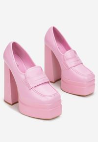 Renee - Różowe Czółenka na Wysokim Słupku i Platformie Bayi. Nosek buta: otwarty. Kolor: różowy. Obcas: na platformie. Wysokość obcasa: średni #4